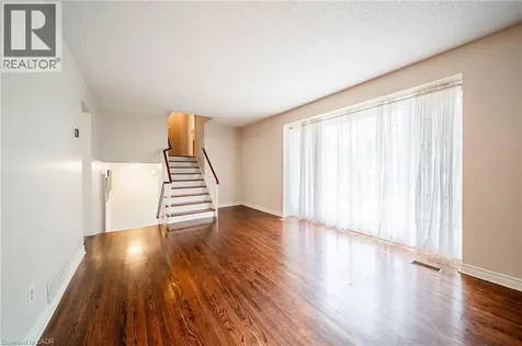 557 Trafford Crescent Oakville ON L6L 3T4