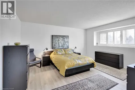 57 Banbury Drive Ancaster ON L9K 1H8