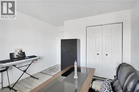 57 Banbury Drive Ancaster ON L9K 1H8