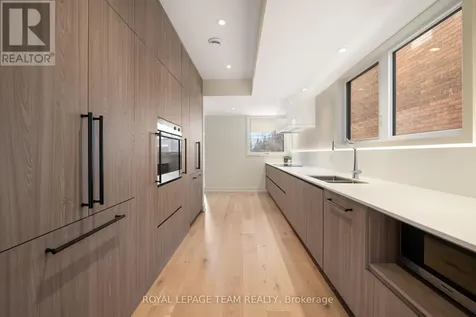 13 Fifth Avenue Ottawa ON K1S 2M2