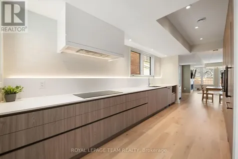 13 Fifth Avenue Ottawa ON K1S 2M2