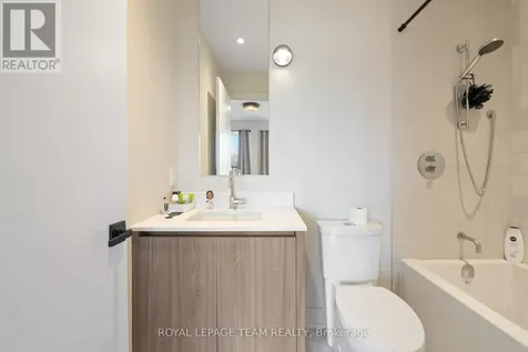 13 Fifth Avenue Ottawa ON K1S 2M2