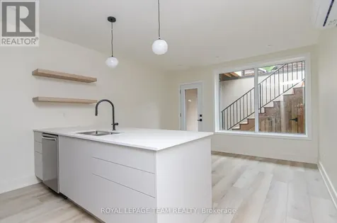 13 Fifth Avenue Ottawa ON K1S 2M2