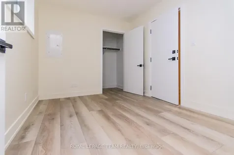 13 Fifth Avenue Ottawa ON K1S 2M2