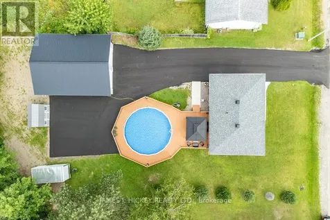 1108 Boundary Road Pembroke ON K8A 7X1