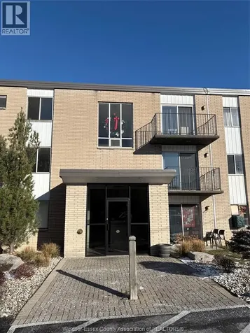 6490 Wyandotte East Windsor ON N8S 1P1