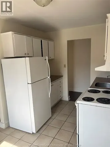 6490 Wyandotte East Windsor ON N8S 1P1