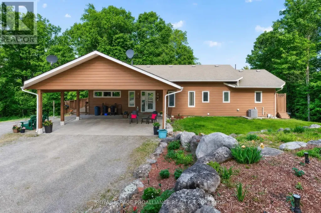 606 Whites Point Road Rideau Lakes ON K0G 1E0