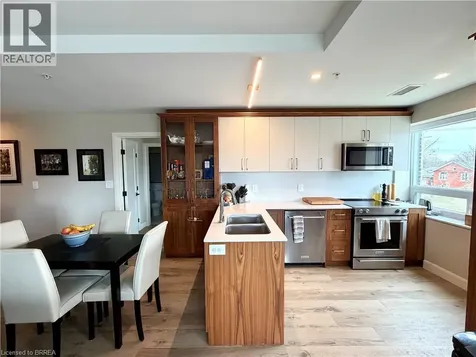 34 Norman Street Brantford ON N3R 2Y1