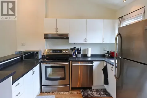 149 Fairway Crescent Collingwood ON L9Y 5B4
