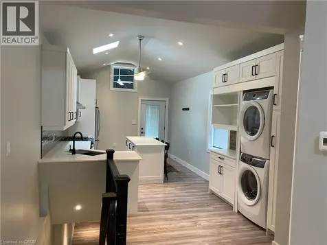 432 Bay Street North Hamilton ON L8L 1N3