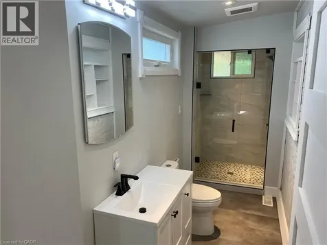 432 Bay Street North Hamilton ON L8L 1N3