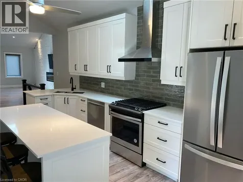 432 Bay Street North Hamilton ON L8L 1N3