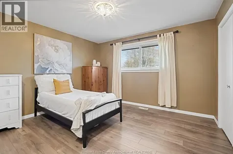 291 Elm Lakeshore ON N0R 1N0