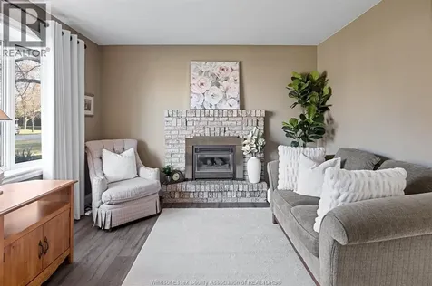291 Elm Lakeshore ON N0R 1N0