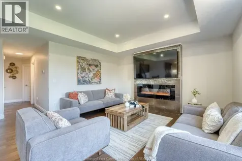 196 Spring Street Lakeshore ON N8L 0G7