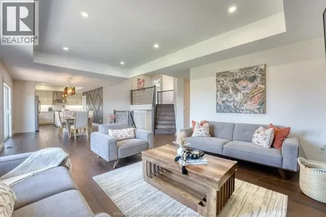 196 Spring Street Lakeshore ON N8L 0G7