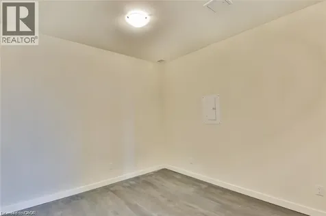 690 King Street West Kitchener ON N2H 5L8