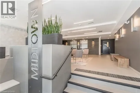 690 King Street West Kitchener ON N2H 5L8