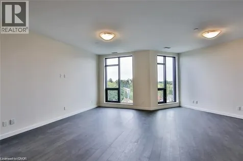 690 King Street West Kitchener ON N2H 5L8