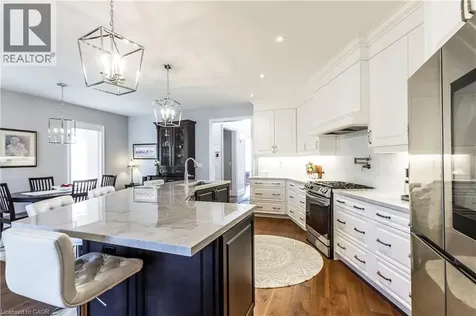 72 Pond View Gate Waterdown ON L8B 2A1