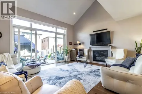 72 Pond View Gate Waterdown ON L8B 2A1