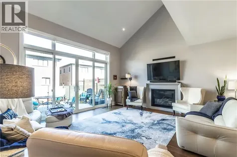 72 Pond View Gate Waterdown ON L8B 2A1