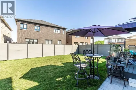 72 Pond View Gate Waterdown ON L8B 2A1