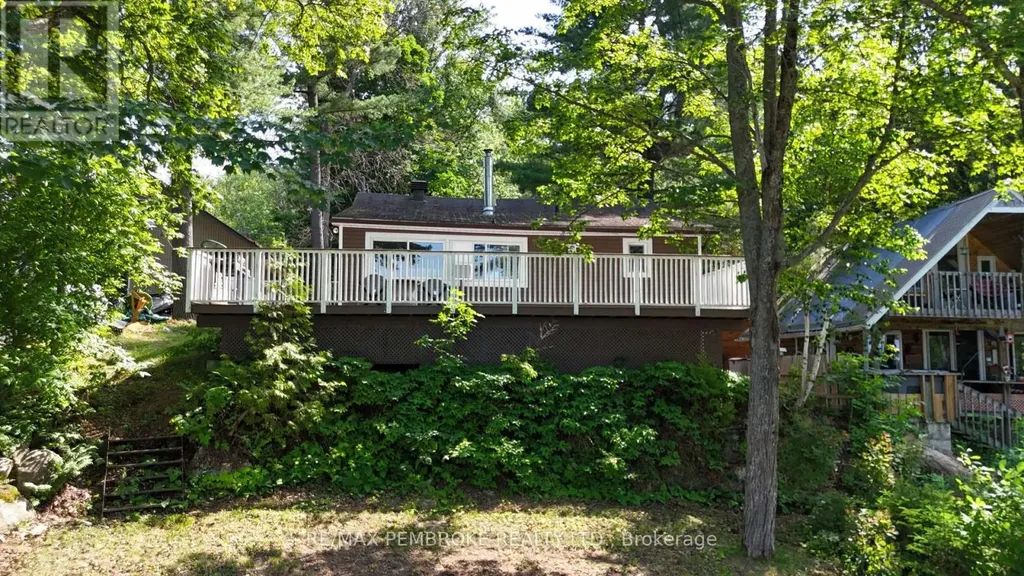 80 Macgregor Bay Trail Petawawa ON K8A 8K9