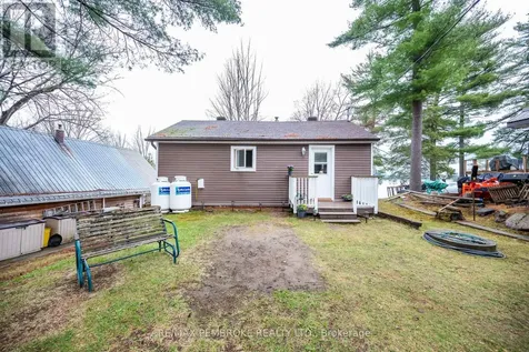 80 Macgregor Bay Trail Petawawa ON K8A 8K9