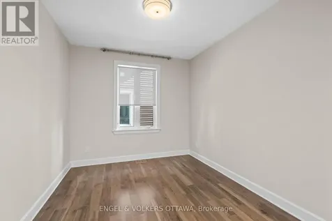 122 Helen Rapp Way Ottawa ON K1T 0N4