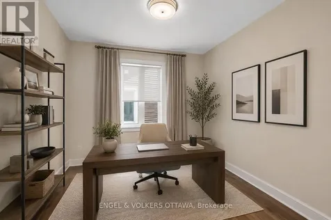 122 Helen Rapp Way Ottawa ON K1T 0N4
