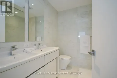 199 Slater Street Ottawa ON K1P 0C8