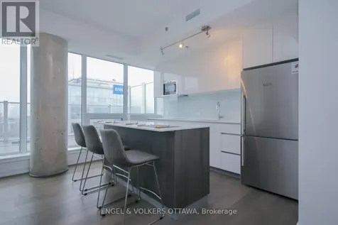 199 Slater Street Ottawa ON K1P 0C8