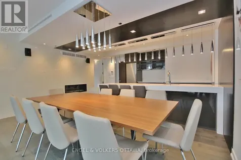 199 Slater Street Ottawa ON K1P 0C8