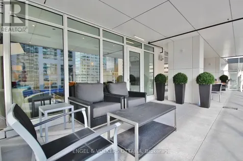 199 Slater Street Ottawa ON K1P 0C8