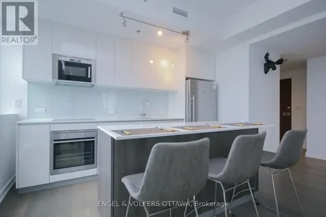 199 Slater Street Ottawa ON K1P 0C8