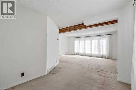 524 Meadow Wood Road Mississauga ON L5J 2S3