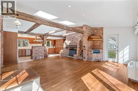 524 Meadow Wood Road Mississauga ON L5J 2S3