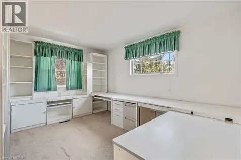 524 Meadow Wood Road Mississauga ON L5J 2S3