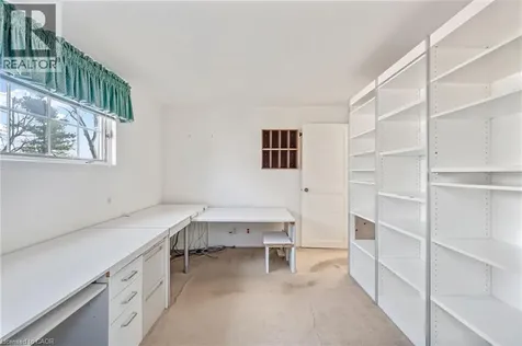 524 Meadow Wood Road Mississauga ON L5J 2S3