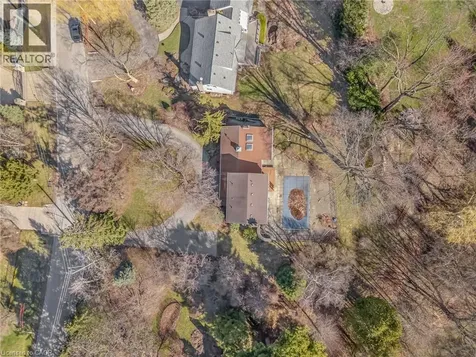 524 Meadow Wood Road Mississauga ON L5J 2S3