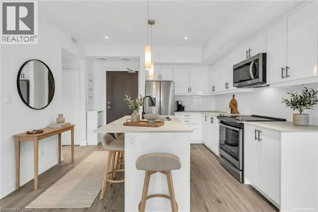 16 Markle Crescent Ancaster ON L9G 0H4