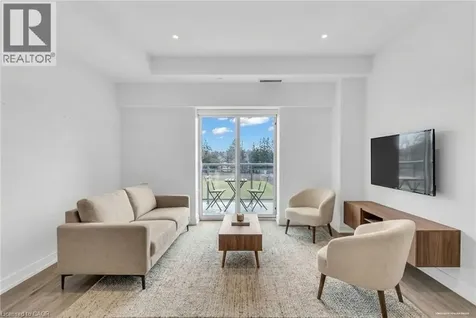 16 Markle Crescent Ancaster ON L9G 0H4