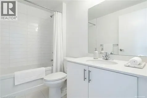 16 Markle Crescent Ancaster ON L9G 0H4