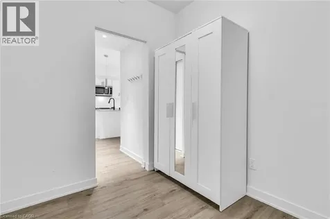 16 Markle Crescent Ancaster ON L9G 0H4