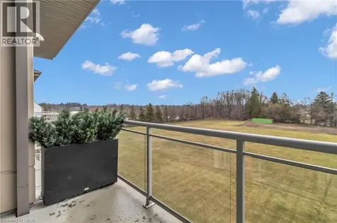 16 Markle Crescent Ancaster ON L9G 0H4