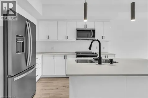 16 Markle Crescent Ancaster ON L9G 0H4