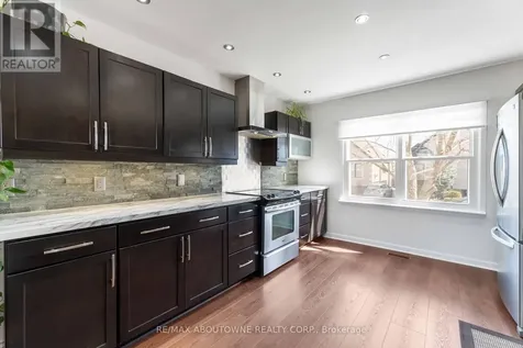 54 Weir Street South Hamilton (bartonville) ON L8K 3A4