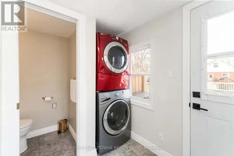 54 Weir Street South Hamilton (bartonville) ON L8K 3A4
